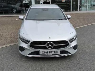 Begagnad Mercedes A180