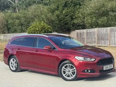 Used Ford Mondeo Titanium 240 HP (176 kW) 2015 Red Estate