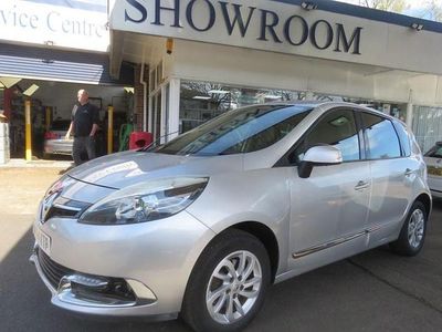 Used Renault Scénic III Dynamique 2015 Silver MPV