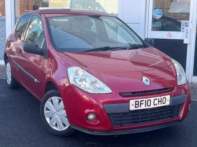 Used Renault Clio II Extreme 2010 Red Hatchback