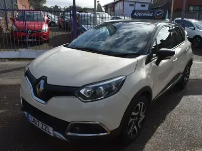 Used Renault Captur Signature 120 HP (88 kW) 2017 Cream/black SUV