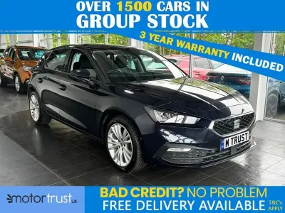 Begagnad Seat Leon SE Dynamic 115 HK (84 kW) 2022 Blå Halvkombi