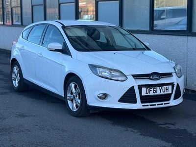 Used Ford Focus Zetec 125 HP (91 kW) 2012 White Hatchback
