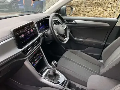 Used VW T-Roc Life 150 HP (110 kW) 2023 Grey SUV