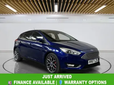 Używany Ford Focus Titanium X 120 KM (88 kW) 2017 Niebieski Hatchback