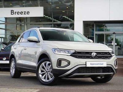 Used 2025 VW T-Roc SUV | £25,990 (Expensive)