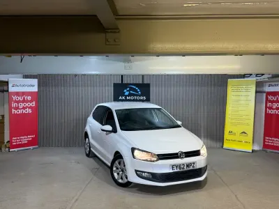 Begagnad VW Polo Match 2012 Vit Halvkombi