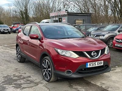 Used Nissan Qashqai Tekna 2015 Red SUV