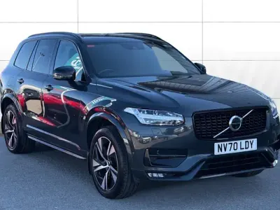 Usado Volvo XC90 R-Design 235 CV (172 kW) 2021 Gris SUV
