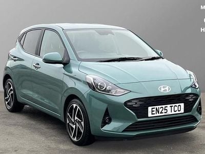 Used Hyundai i10 Premium 79 HP (58 kW) 2025 Green Hatchback