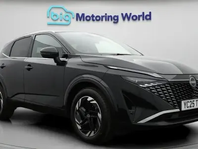 Used Nissan Qashqai N-Connecta 140 HP (102 kW) 2025 Black SUV