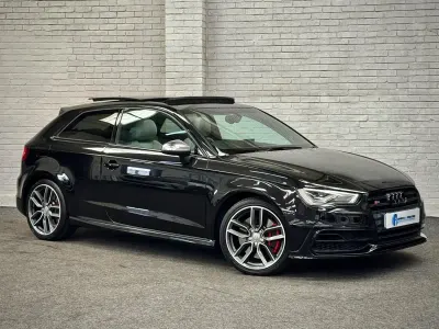 Begagnad Audi S3 Sportback 300 HK (220 kW) 2015 Svart Halvkombi