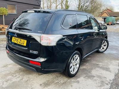 Used Mitsubishi Outlander P-HEV 2015 Black Estate