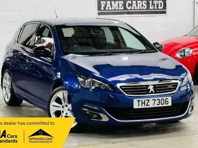 Gebraucht Peugeot 308 GT-line 130 PS (95 kW) 2015 Blau Kleinwagen