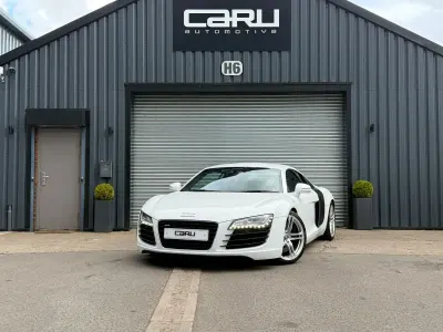 Begagnad Audi R8 Coupé 2008 Vit Sportkupé