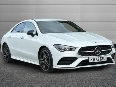 Begagnad Mercedes CLA180 AMG Line Premium 136 HK (100 kW) 2023 Vit Sedan