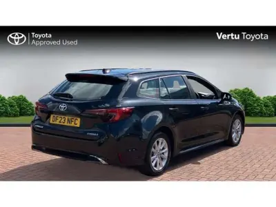 Used Toyota Corolla 140 HP (102 kW) 2023 Black Estate