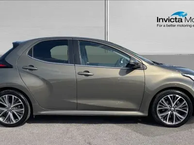 Used Toyota Yaris 116 HP (85 kW) 2023 Bronze Hatchback