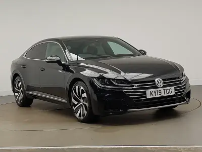 Begagnad VW Arteon R-line 150 HK (110 kW) 2019 Svart Halvkombi