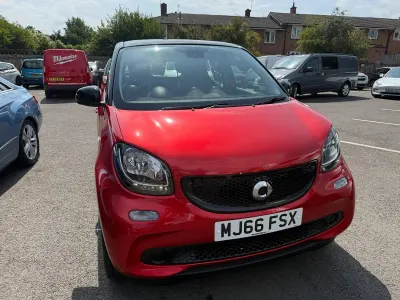 Used Smart ForFour Prime 71 HP (52 kW) 2016 Red Hatchback