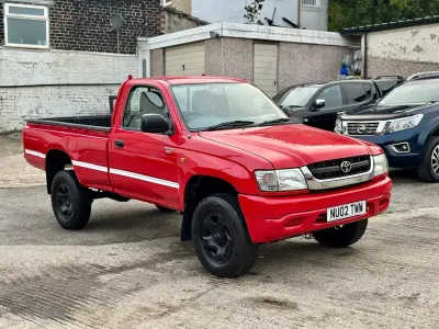 Usado Toyota HiLux 102 HP (75 kW) 2002 Vermelho Pickup