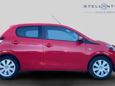 Used Peugeot 108 Active 71 HP (52 kW) 2019 Red