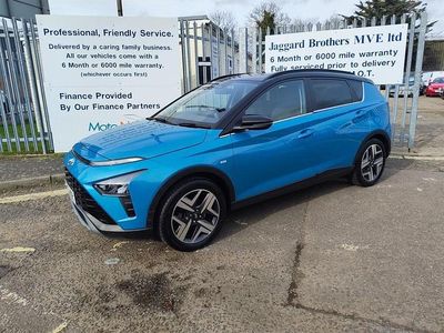 Begagnad Hyundai Bayon Ultimate 2023 Turkos SUV