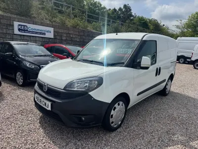 Used Fiat Doblò 95 HP (69 kW) 2018 White MPV