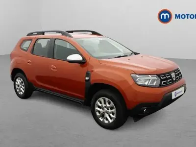 Begagnad Dacia Duster Comfort 90 HK (66 kW) 2022 Orange SUV
