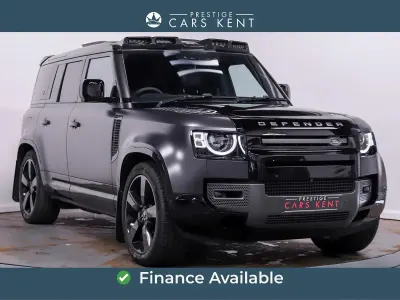 Usado Land Rover Defender Carpathian Edition 525 HP (386 kW) 2022 Cinzento SUV