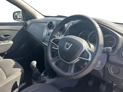 Used Dacia Sandero Ambiance 90 HP (66 kW) 2017 White Hatchback