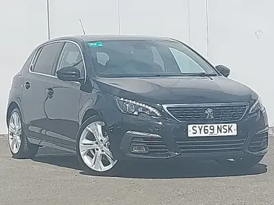 Second-hand Peugeot 308 GT-line 131 CP (96 kW) 2019 Negru Hatchback
