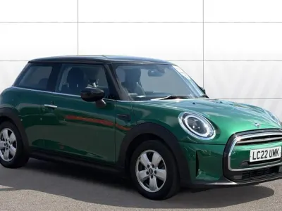 Begagnad Mini Cooper Classic 136 HK (100 kW) 2005 Halvkombi