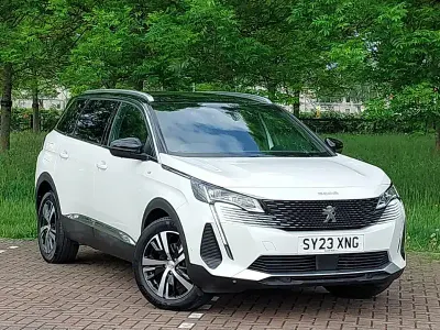 Second-hand Peugeot 5008 GTi 131 CP (96 kW) 2023 Alb SUV