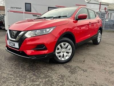 Used Nissan Qashqai Visia 110 HP (80 kW) 2017 Red SUV