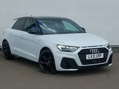 Used Audi A1 Black Edition 95 HP (69 kW) 2021 White SUV