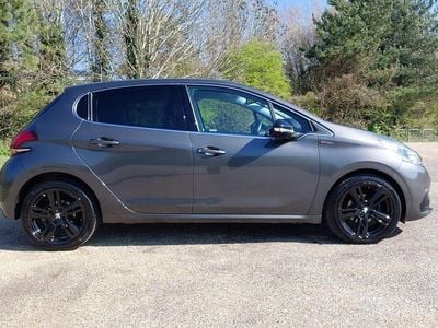 Used Peugeot 208 GT-line 108 HP (79 kW) 2019 Grey Hatchback