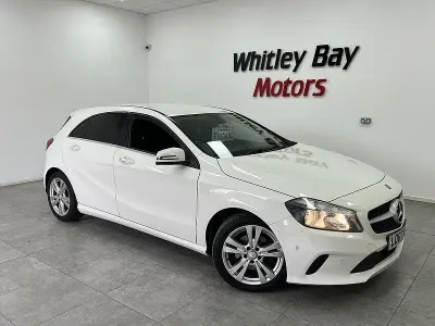 Używany Mercedes A200 Executive 2018 Biały Hatchback