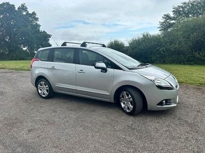 used Peugeot 5008 1.6 HDI ACTIVE 5d 112 BHP Low mileage MPV