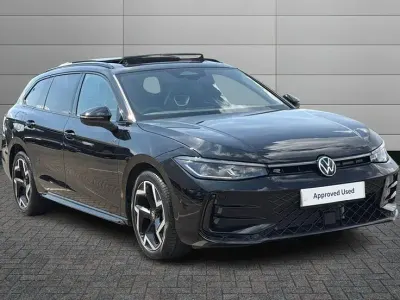 Used VW Passat R-line 204 HP (150 kW) 2026 Grenadilla black Estate