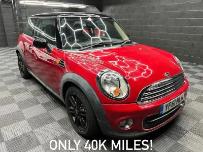 Used Mini Cooper Hatch 122 HP (89 kW) 2011 Red Hatchback