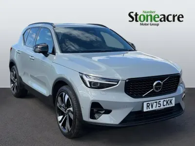 Used Volvo XC40 Ultra 163 HP (119 kW) 2025 Grey SUV