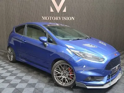 Used Ford Fiesta ST 182 HP (133 kW) 2016 Blue Hatchback
