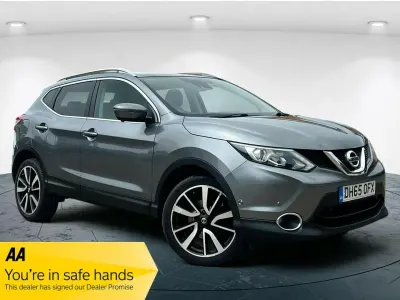 Used Nissan Qashqai Tekna 115 HP (84 kW) 2016 Grey SUV