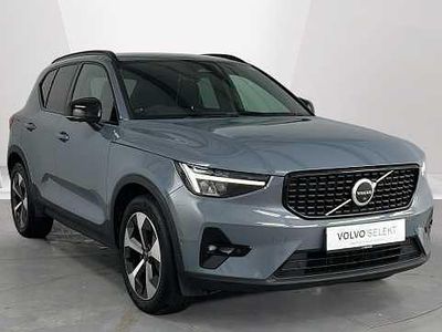 Usado Volvo XC40 Plus 161 CV (118 kW) 2023 Gris SUV