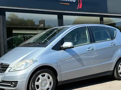 Used Mercedes A160 Classic 95 HP (69 kW) 2009 Blue Hatchback