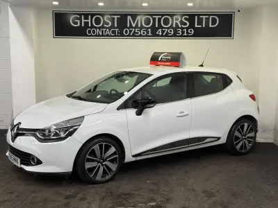 Used Renault Clio Dynamique 90 HP (66 kW) 2015 White Hatchback