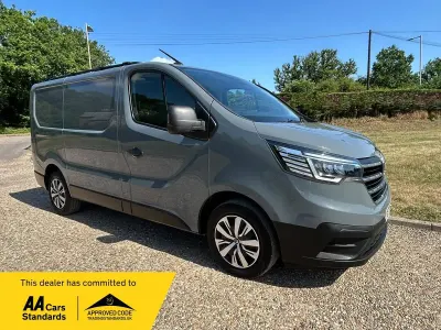 Used Renault Trafic Business 2022 Grey MPV