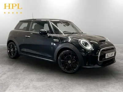 Usado Mini Cooper SE Hatch 135 kW (184 CV) 2023 Negro Utilitario
