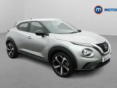 Used Nissan Juke Tekna 114 HP (83 kW) 2023 Silver SUV